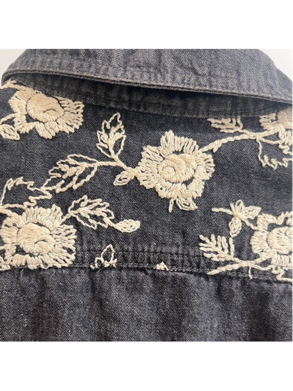 Vintage Cache Floral Embroidered Denim Shirt Jacket S Boho Western Studded USA - Picture 6 of 7
